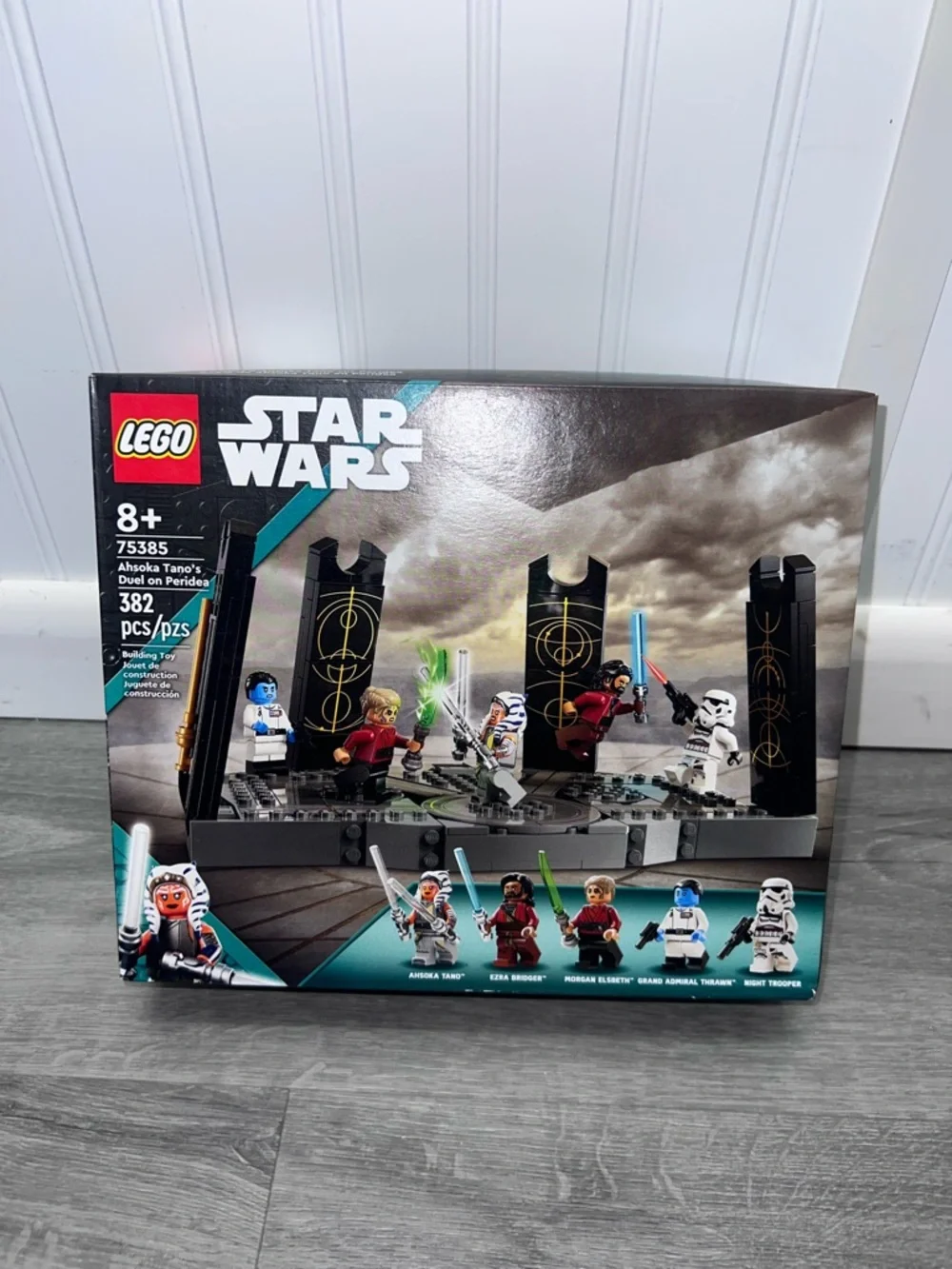 LEGO Star Wars - Ahsoka Tano's Duel on Peridea - Picture 1 of 6
